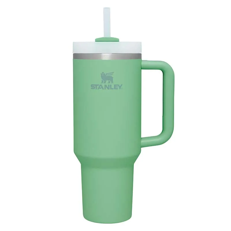 The 40oz Quencher H2.0 Flowstate Tumbler in Jade